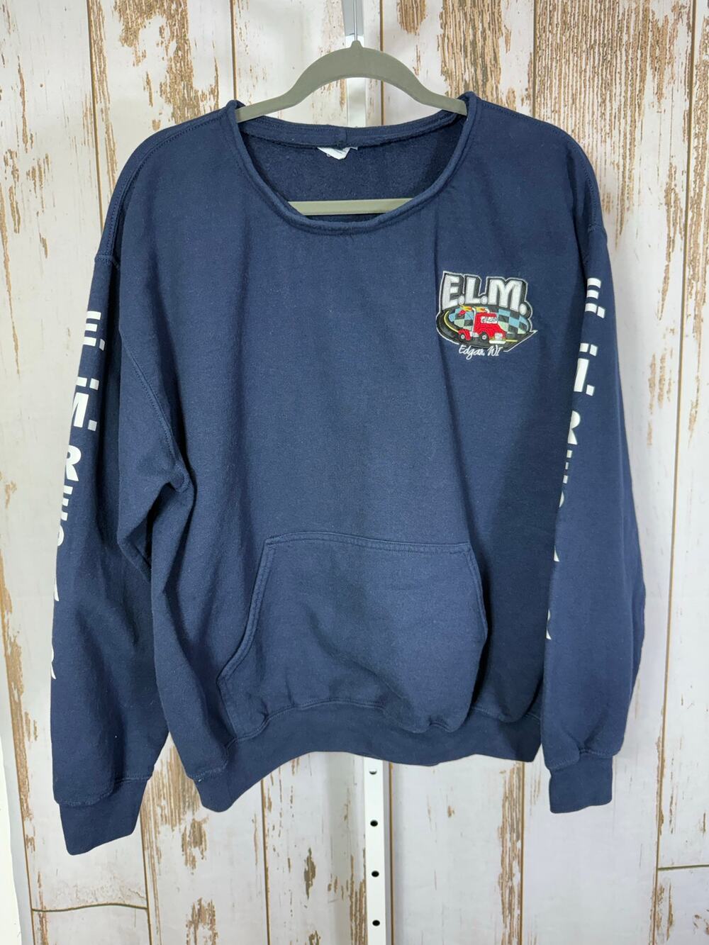 Gildan Pullover Sweatshirt. Size Large. E.L.M. Repair Edgan WI. Good used cond!